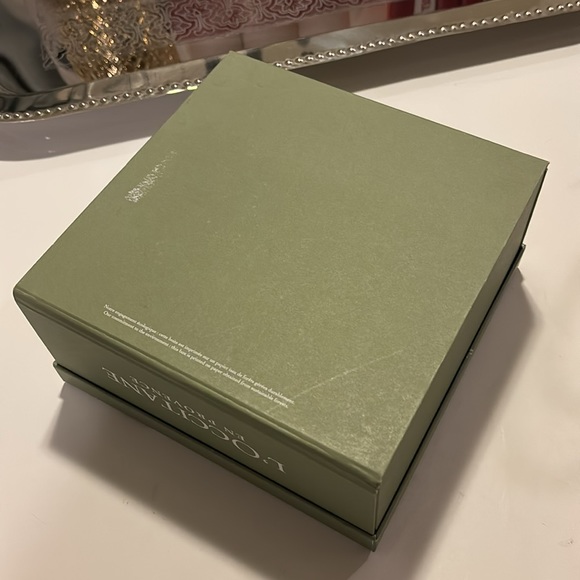 L’Occitane empty box - Picture 2 of 3